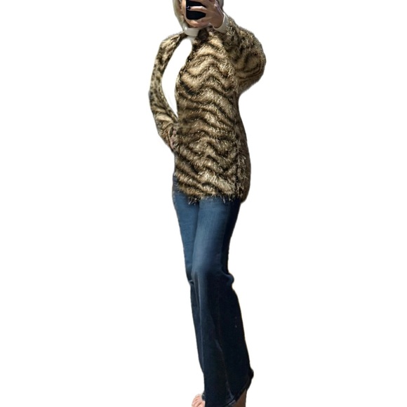 🧥💄 SELENE SPORT Vintage Y2K Eyelash Animal Print Fuzzy Shacket | Brown Black M - Picture 2 of 10